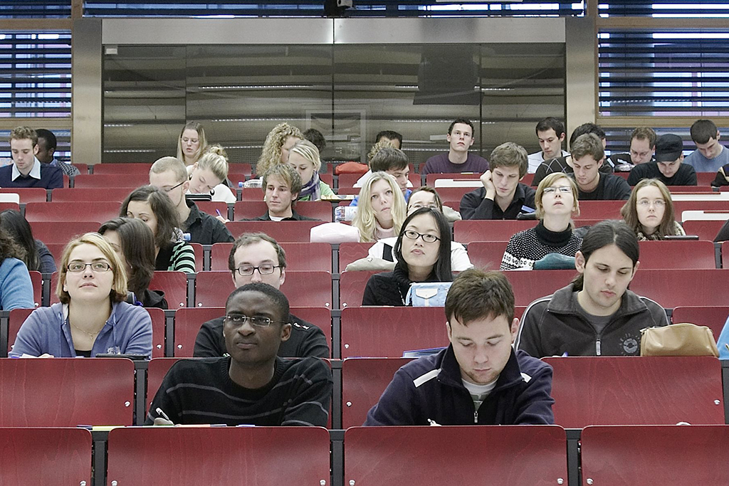 Hörsaal am FB Wirtschaftswissenschaften (Bild: FAU)