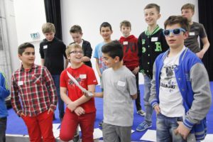 Teilnehmer des Boys' Day im Musik-Workshop (Bild: Iannicelli)