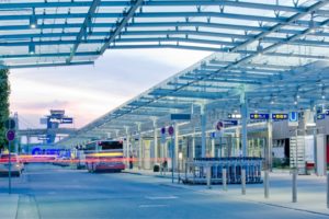 Vorplatz des Airports Nürnberg (Bild: Airport Nürnberg)