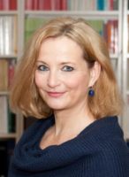 Prof. Dr. Petra Bendel ist Mitglied im Sachverständigenrat deutscher Stiftungen für Integration und Migration