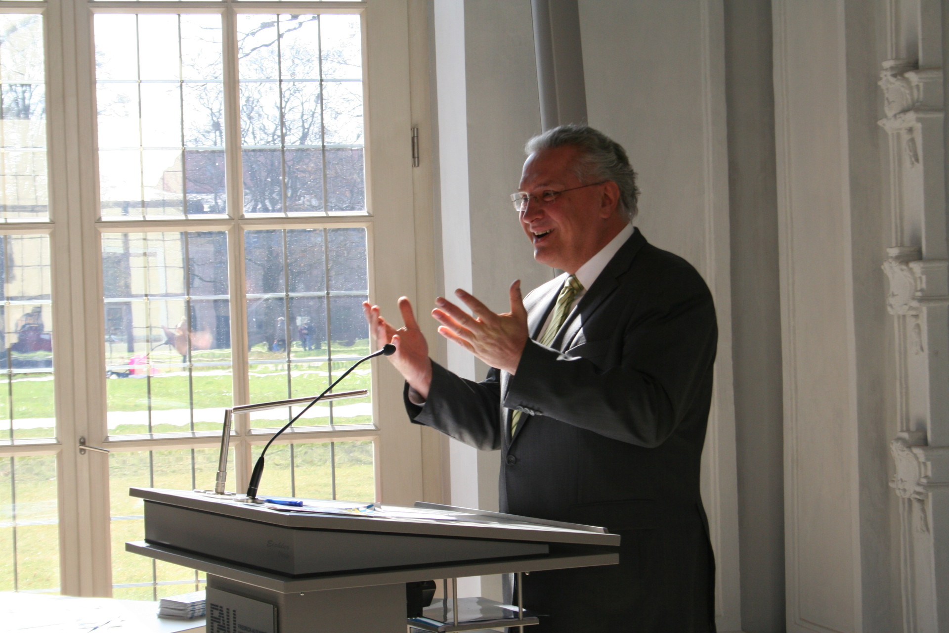 Innenminister Joachim Herrmann (Bild: FAU)