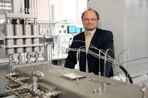 Zum Artikel "Prof. Dr. Peter Wasserscheid im Porträt"