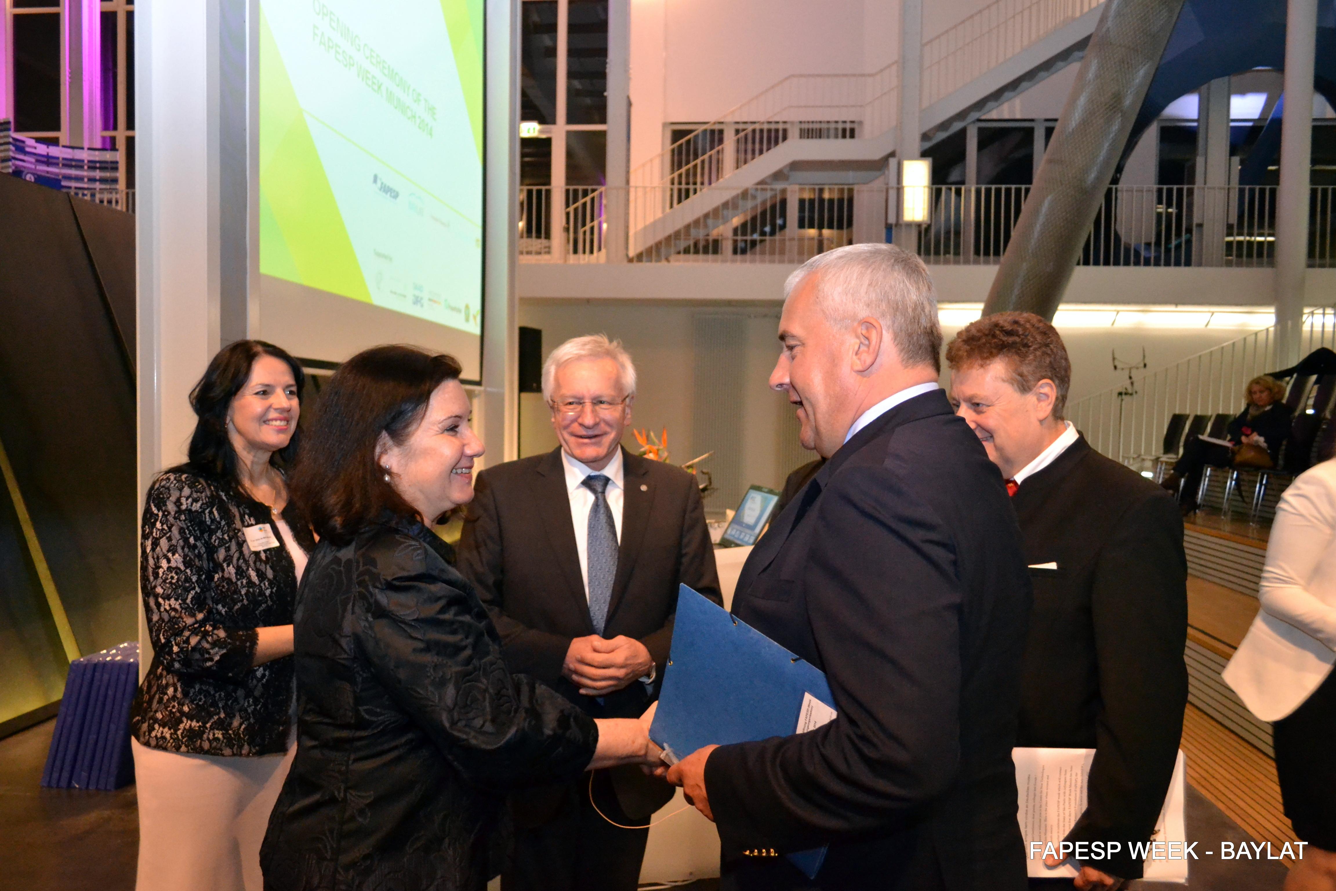 Dr. Irma de Melo-Reiners, H.E. Maria Luiza Ribeiro Viotti, Prof. Dr. Karl-Dieter Grüske, Dr. Ludwig Spaenle, Dr. Wolfgang M. Heckl (v.li.n.re.) (Bild: BAYLAT)