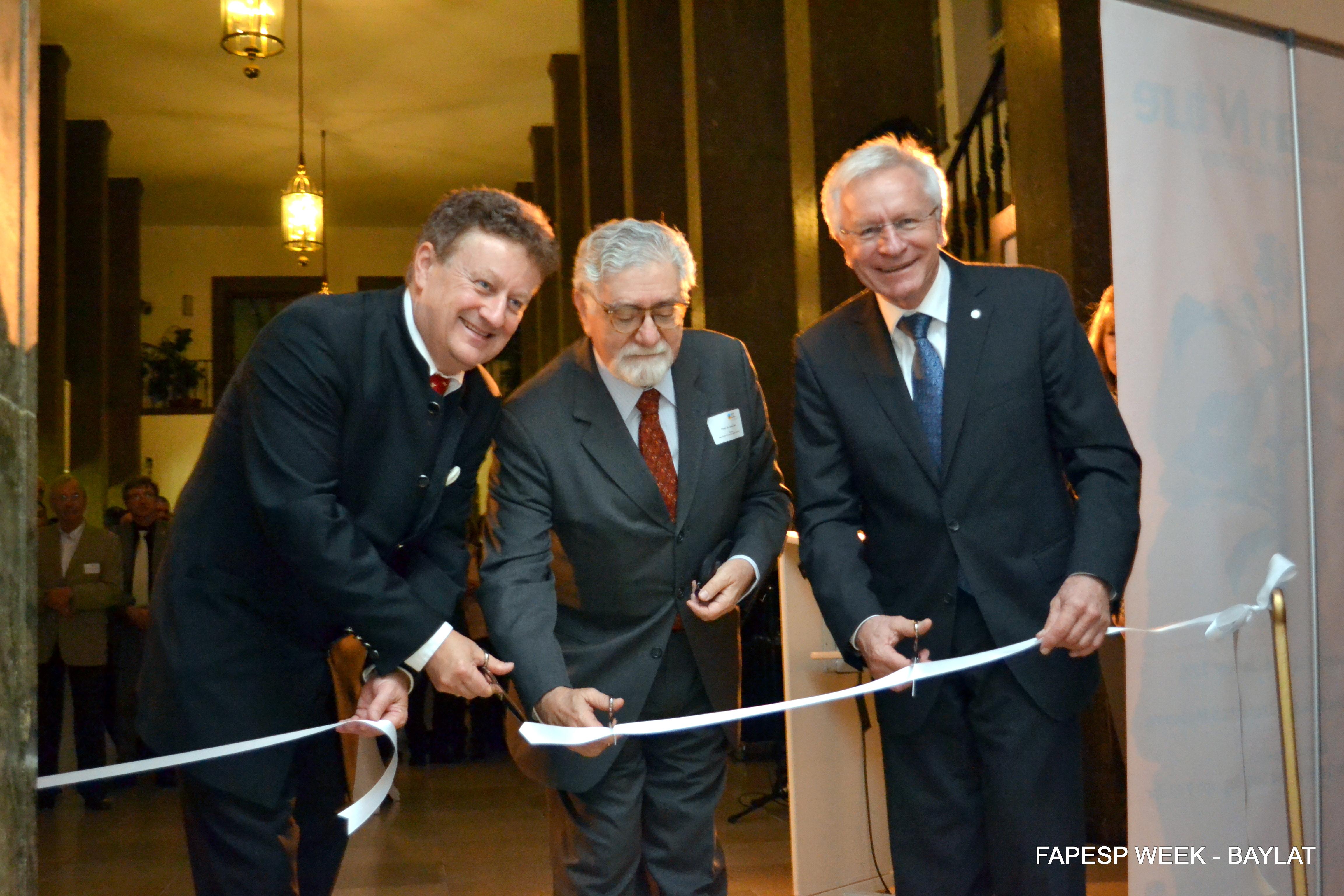 Dr. Wolfgang M. Heckl, Prof. Dr. Celso Lafer und Prof. Dr. Karl-Dieter Grüske (Bild: BAYLAT)