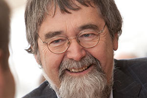 Prof. Dr. Werner Bätzing arbeitete bis Juli 2014 am Institut für Geographie der FAU. (Bild: Uli Ertle)