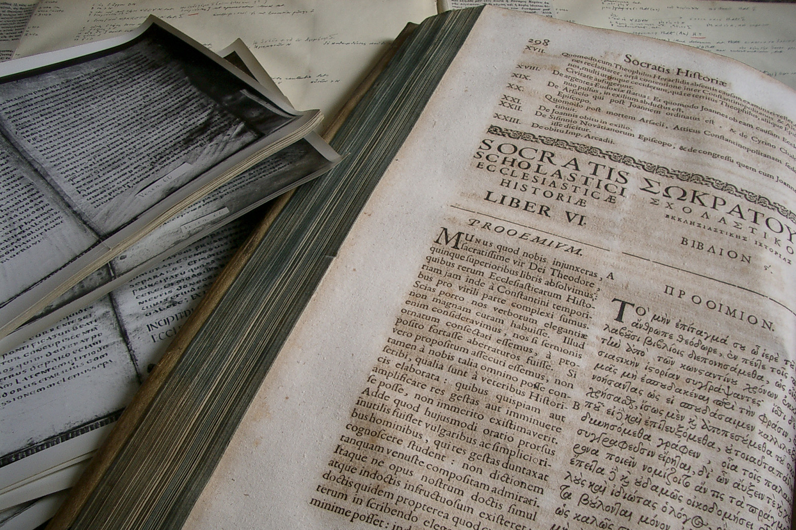 Handschriften und alte Drucke sind wichtige Hilfsmittel für die Erstellung der Edition. (Bild: Dr. Annette von Stockhausen, CC-BY)
