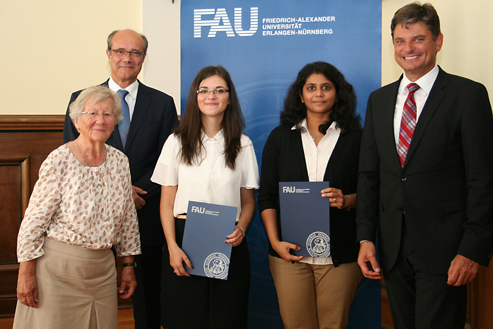 Zum Artikel "Herausragende Leistungen und soziales Engagement von FAU-Studenten mit Preisen gewürdigt"