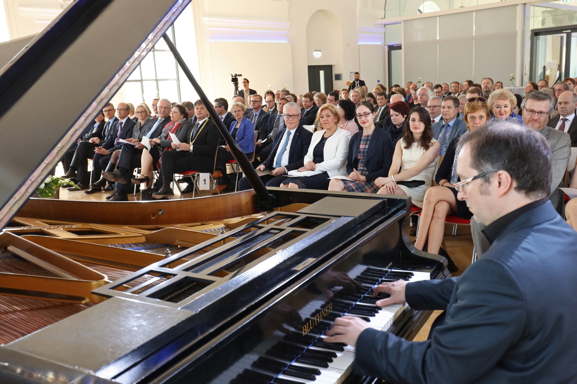 Impressionen von der Amtseinführung des neuen Kanzler der FAU, Christian Zens. (Bild: FAU/Kurt Fuchs)