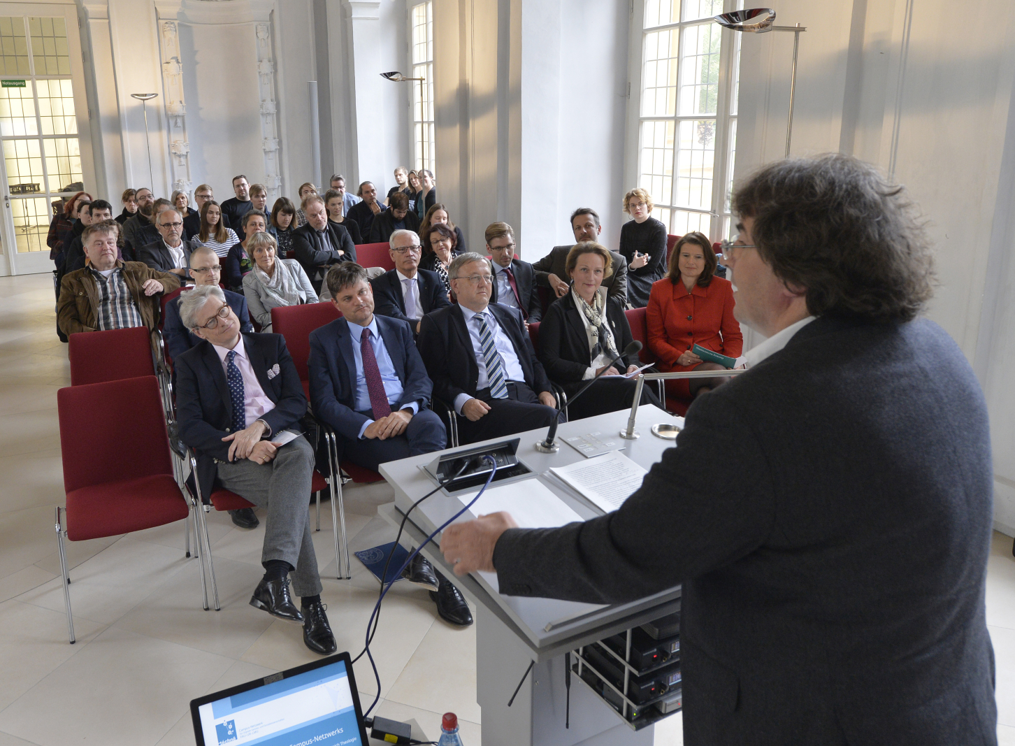 Dekan der Philosophischen Fakultät und Fachbereich Theologie Prof. Dr. Rainer Trinczek (Foto: FAU/Harald Sippel)