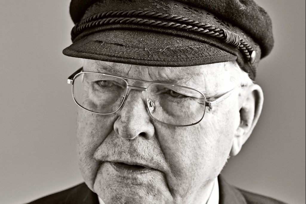 Zum Artikel "Dr. Herbert B. Schmidt"