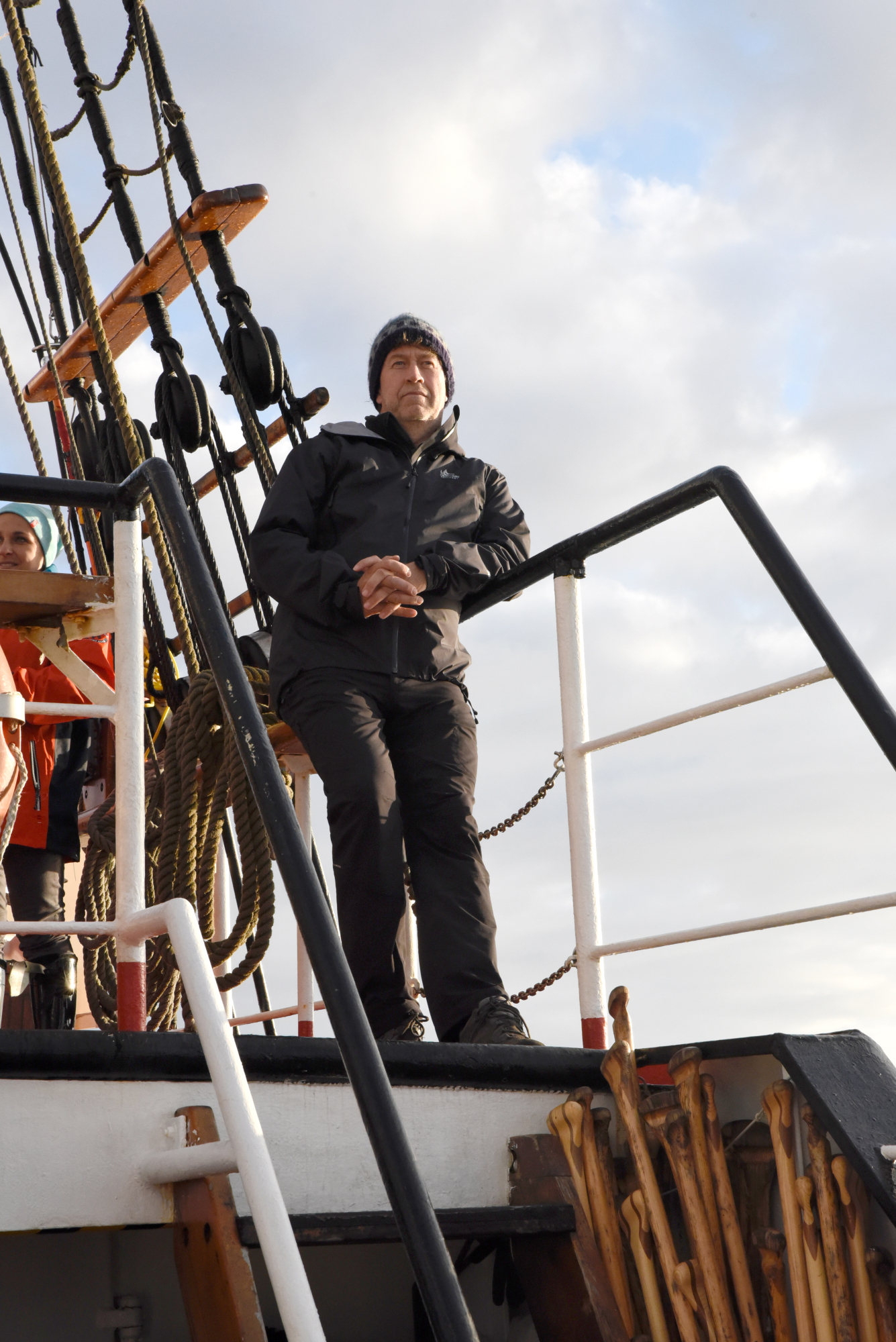 Prof. Dr. Michael Joachimski vom Lehrstuhl für Geologie an Bord der Thor Heyerdahl. (Bild: FAU/Regine Oyntzen)