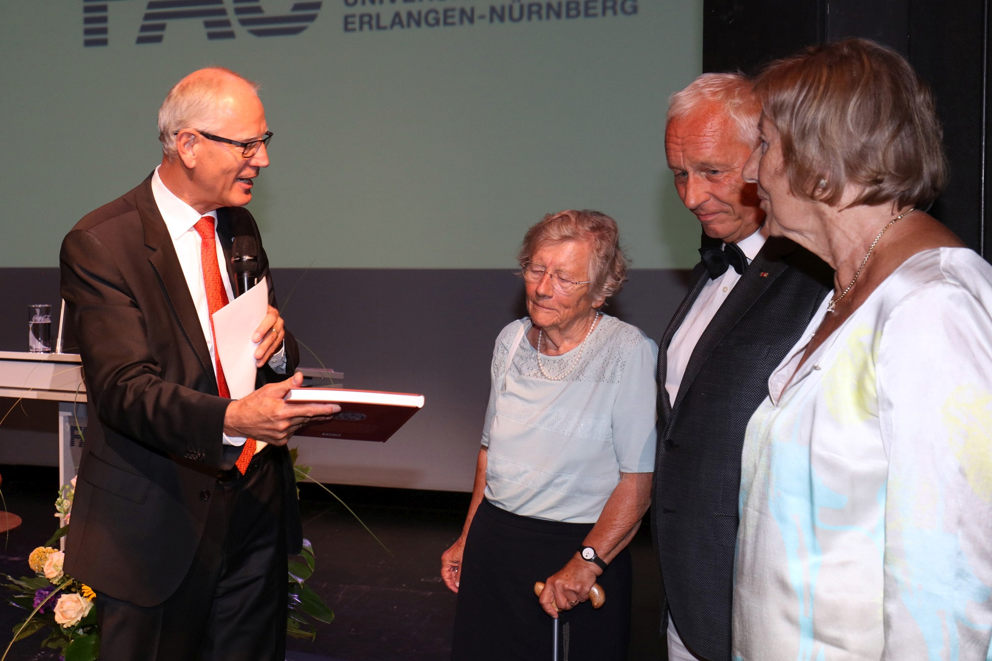 Impressionen von der Festveranstaltung 100 Jahre Universitätsbund Erlangen-Nuernberg (Bild: Kurt Fuchs)