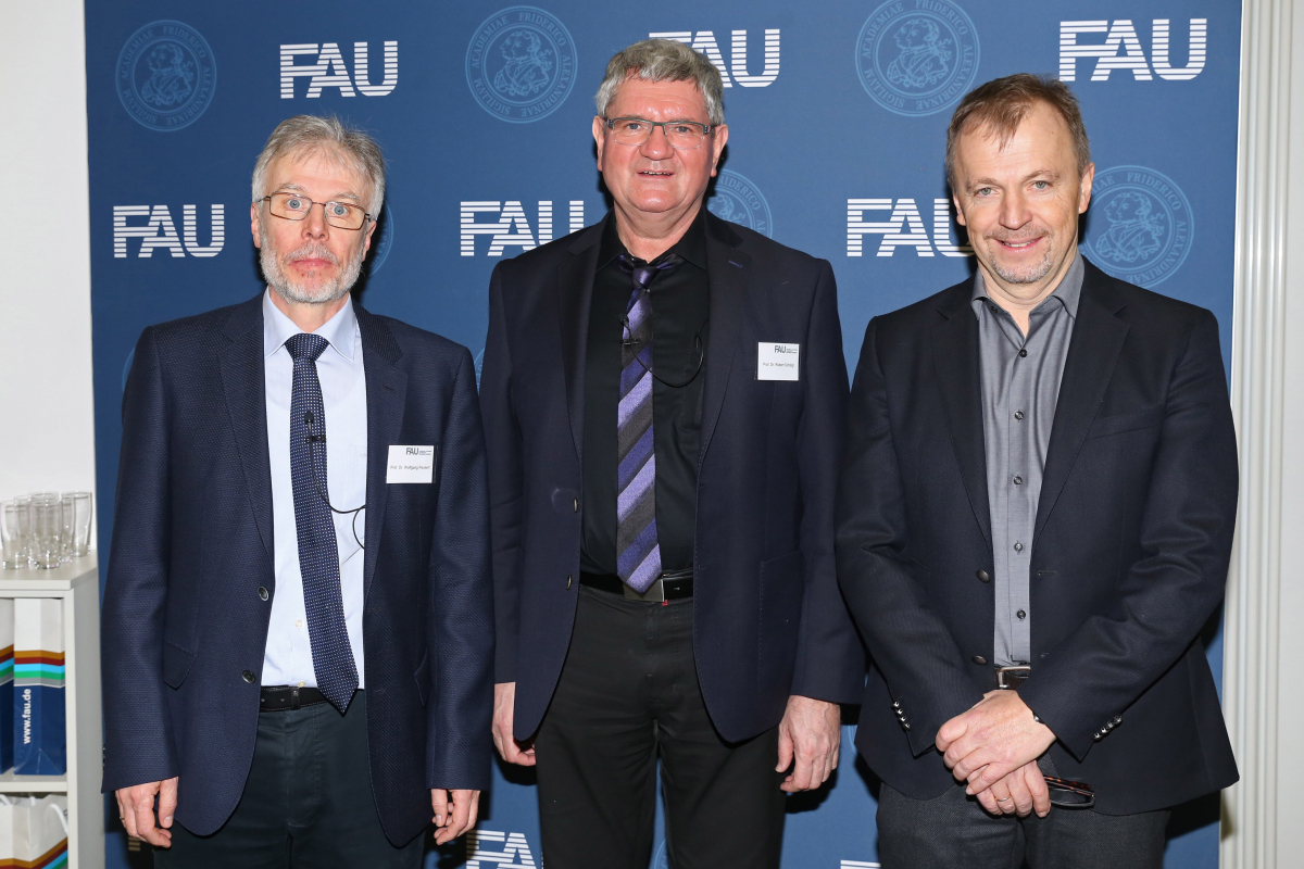 Im Jahr 2018 wird die FAU 275 Jahre alt. Ihr Jubiläumsjahr beginnt die Universität mit einem wissenschaftlichen Symposium zum Thema „Future of Research – Research of the Future“. Der Fokus ist fachübergreifend: FAU-Forscherinnen und Forscher aller Disziplinen werden gemeinsam mit internationalen Kollegen einen Blick in die Zukunft der Forschung werfen. (Bild: FAU/Kurt Fuchs)