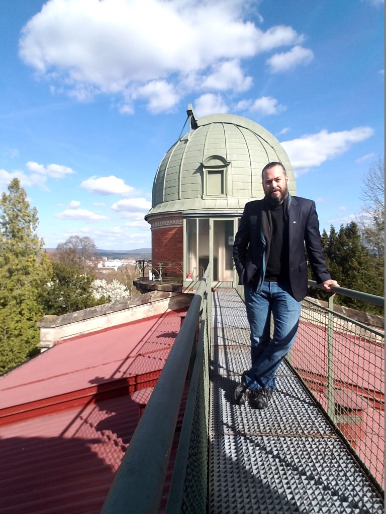 Der aus Venezuela stammende Dr. Javier Garcia ist als Stipendiat der Alexander-von-Humboldt-Stiftung am Astronomischen Institut der FAU tätig. (Bild: J. Garcia)