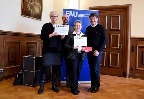 Scheckübergabe Tombola Universtiätsball 2018