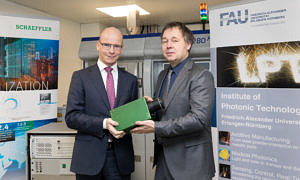 FAU-Forscher übernehmen Thermokamera von Schaeffler