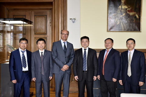Gruppenfoto mit der chinesischen Delegation