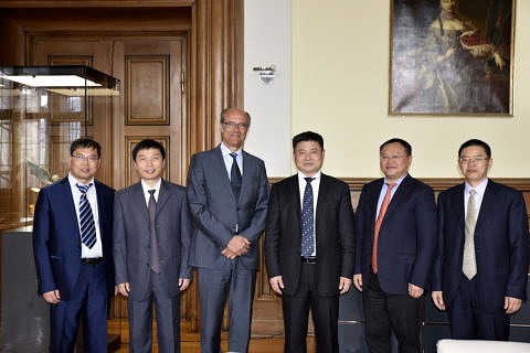 Zum Artikel "Chinesische Delegation zu Gast an der FAU"
