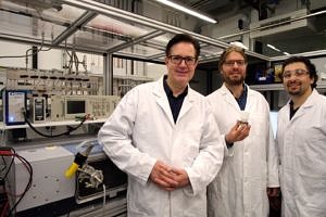 „Elektrisierende“ Chemie unter der Lupe