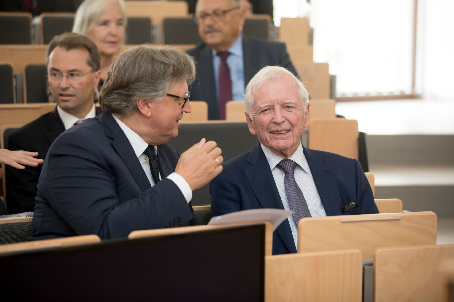 Nobelpreisträger hat Hörsaal an der FAU eingeweiht