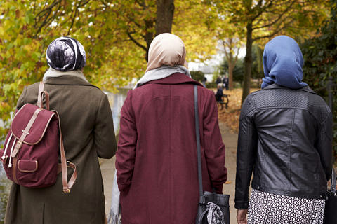 Zum Artikel "Muslimische Lebenswelten in Bayern heute"