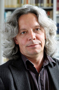 Portraitbild von Prof. Dr. Fritz Dross