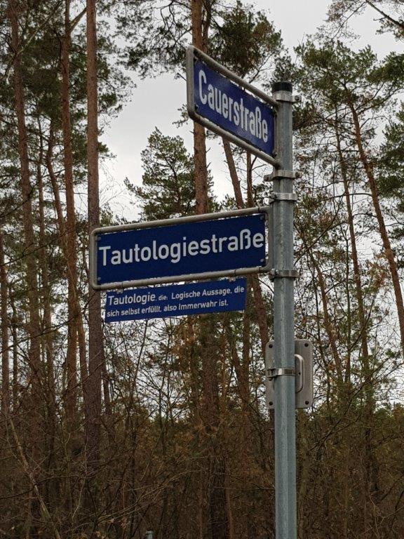 Von der Immerwahrstraße zur Tautologiestraße. (Bild: FAU/LFT)