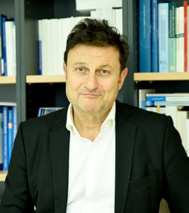 Prof. Dr. Stefan Fröhlich, Professor for International Relations and Political Economy