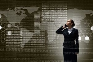 Verärgert geschäftsfrau Gespräch am Mobiltelefon