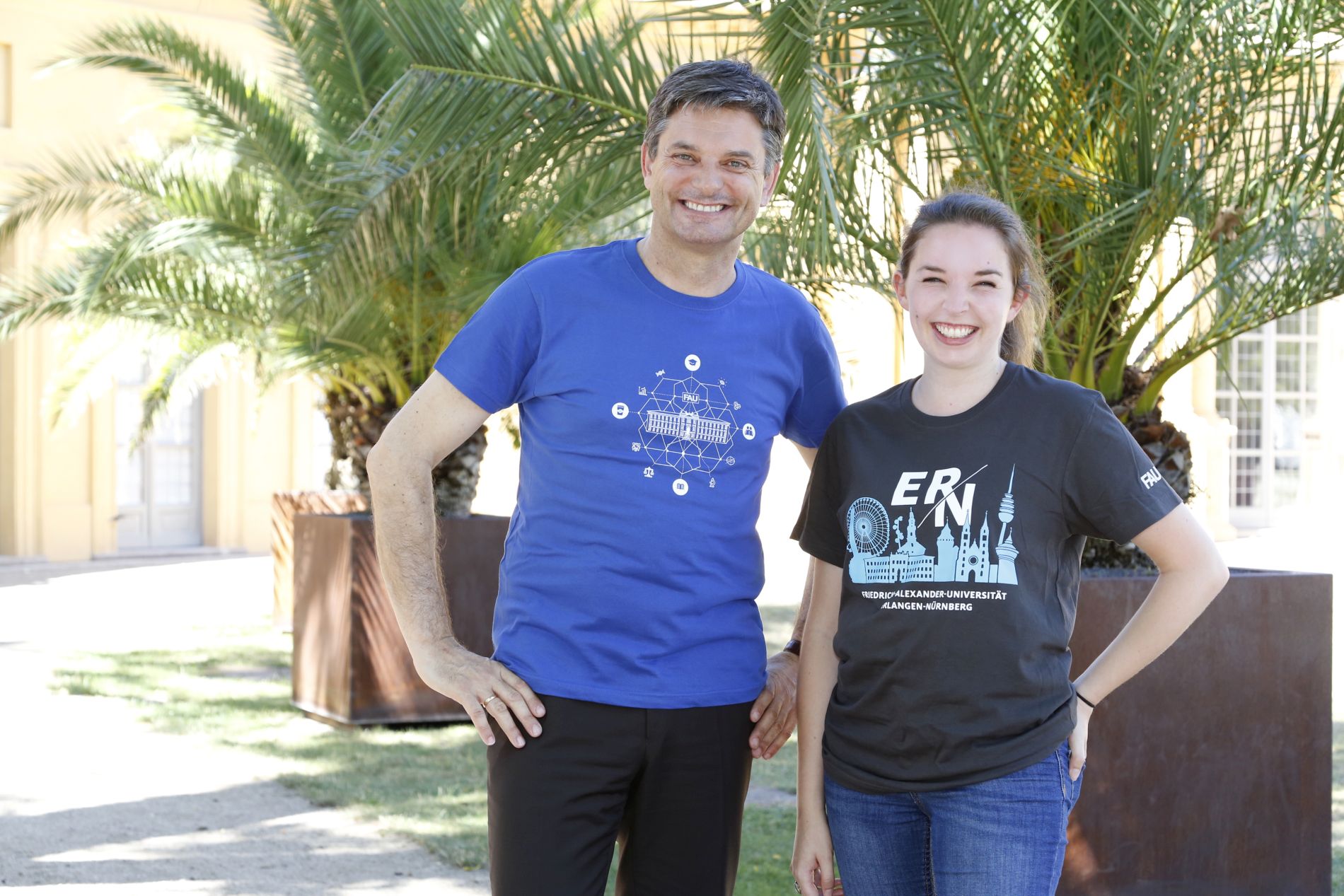 Zum Artikel "Jetzt im Shop: Das FAU-Shirt 2019"