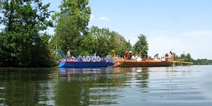 Die beiden Römerboote F.A.N. und Regina auf der Donau