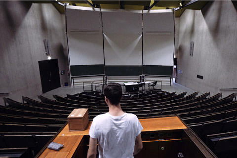 Student in Hörsaal