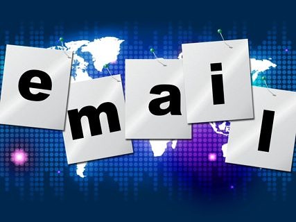 Zum Artikel "Eigenes E-Mail-Postfach für Alumni der FAU"