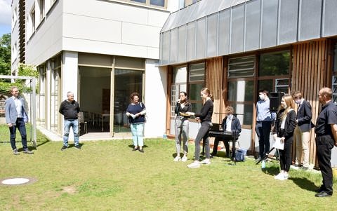 Konzert im Stationsgarten der Kinderpsychatire