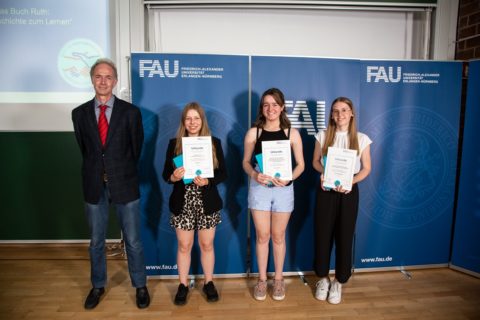 Zum Artikel "Bestens vorbereitet aufs Studium"