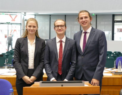 FAU-Team im Moot Court Finale