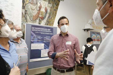 Lange Nacht der Wissenschaften 2022 im Fachbereich Wirtschaft- und Sozialwissenschaften (WiSo) an der FAU. (Foto: FAU/Giulia Iannicelli)