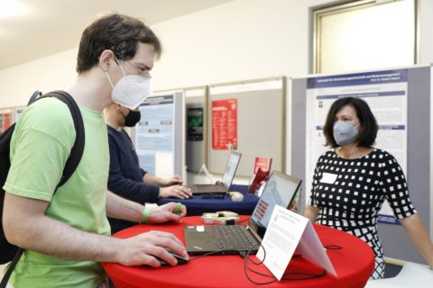 Lange Nacht der Wissenschaften 2022 im Fachbereich Wirtschaft- und Sozialwissenschaften (WiSo) an der FAU. (Foto: FAU/Giulia Iannicelli)