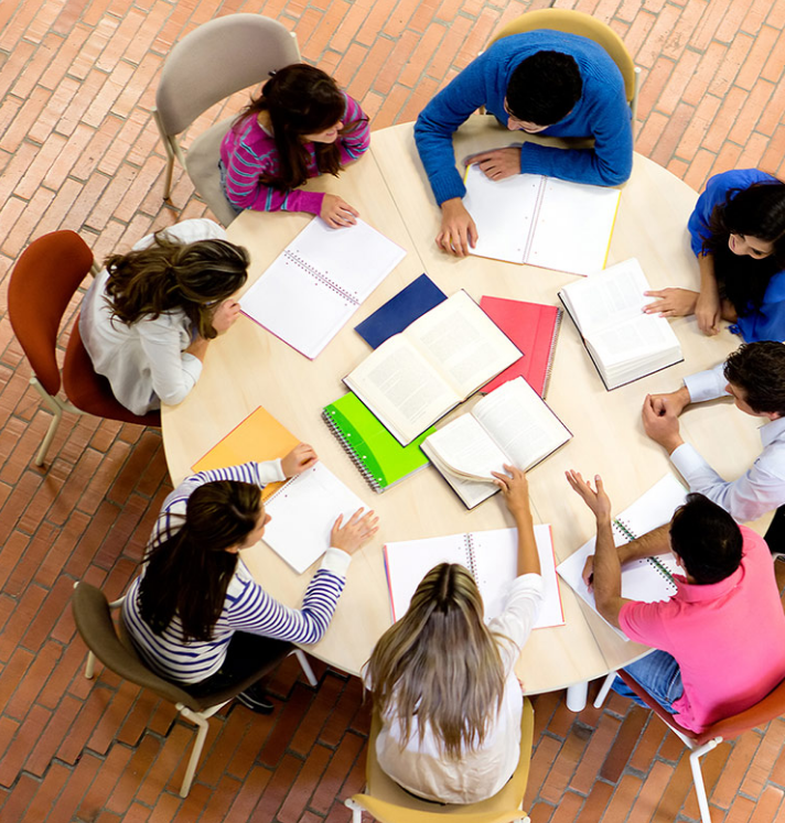 Zur Seite: FAU Academy – Business-Law