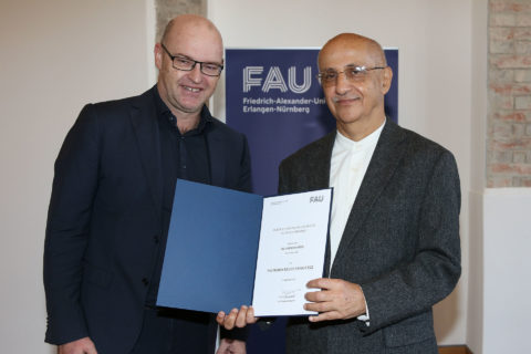 Zum Artikel "FAU-Menschenrechtspreis für Dr. Harsh Mander"