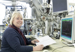 Prof. Dr. Sannakaisa Virtanen in ihrem Labor.