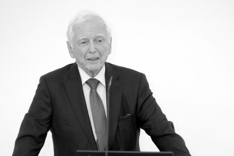 Prof. Harald zur Hausen