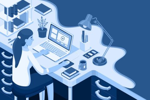 Blaue Illustration von Frau an Schreibtisch vor Computer
