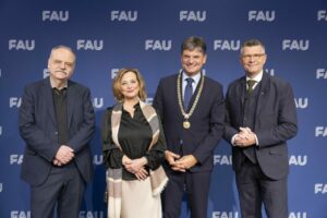 Verleihung der FAU-Verdienstmedaille