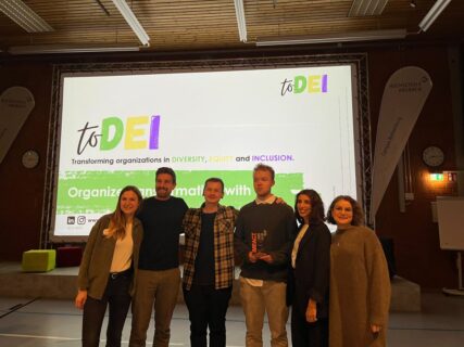 Zum Artikel "IMPACT Award an FAU-Team vergeben"