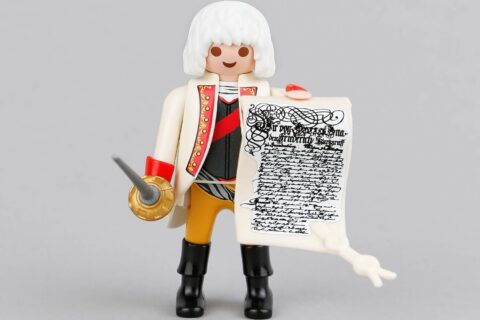 Markgraf Friedrich III., der Gründervater der FAU, als Playmobilfigur