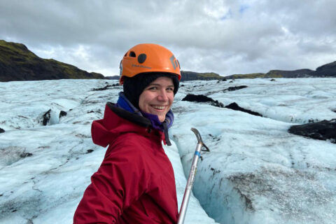 Nora Gourmelon auf einem Gletscher.