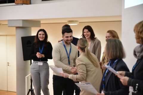 Projekt Talentegrate feiert erste Absolvent/-innen (Bild: FAU/Boris Mijat)