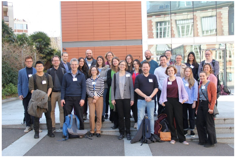 Das Forschungsteam der Friedrich-Alexander-Universität erlangen-Nürnberg im Gruppenbild