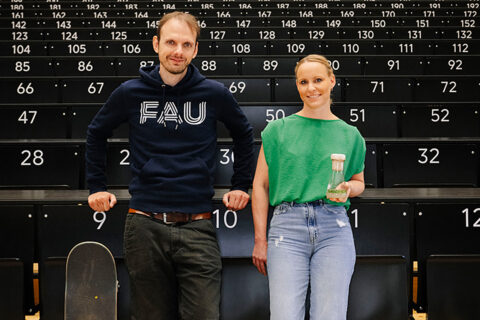 Zum Artikel "Mit Skateboard und Fingerhut"
